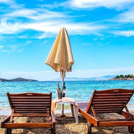 Blue Bay Beach Hotel (Adults Only) ビテツ エクステリア 写真