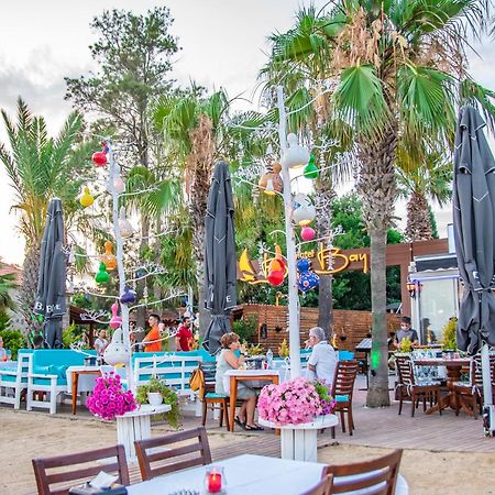 Blue Bay Beach Hotel (Adults Only) ビテツ エクステリア 写真