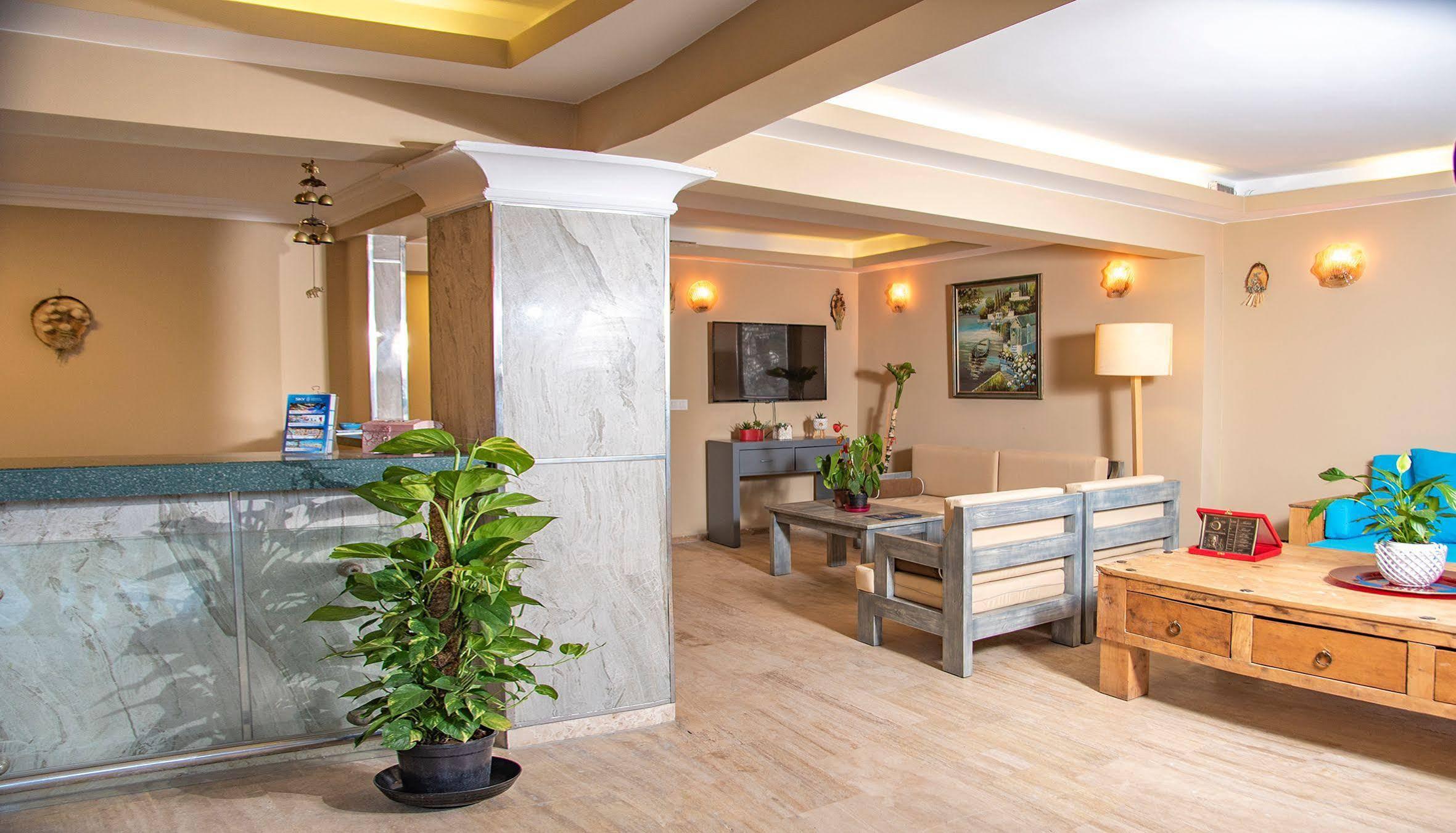 Blue Bay Beach Hotel (Adults Only) ビテツ エクステリア 写真