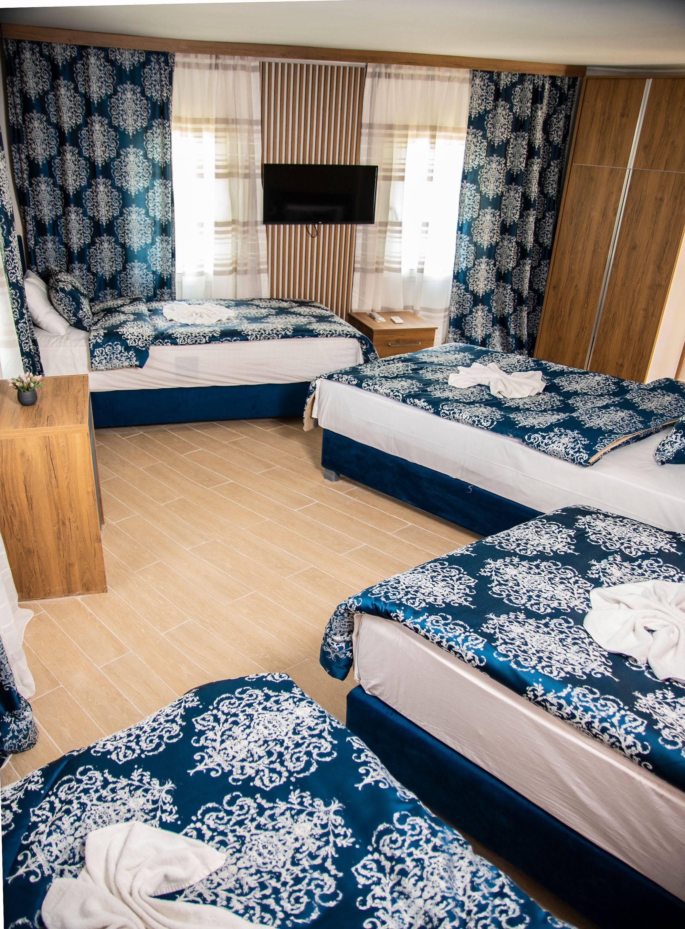Blue Bay Beach Hotel (Adults Only) ビテツ エクステリア 写真
