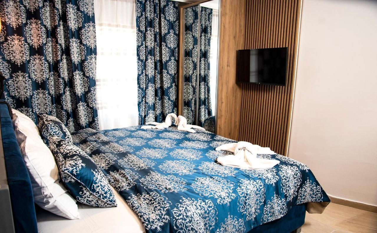 Blue Bay Beach Hotel (Adults Only) ビテツ エクステリア 写真
