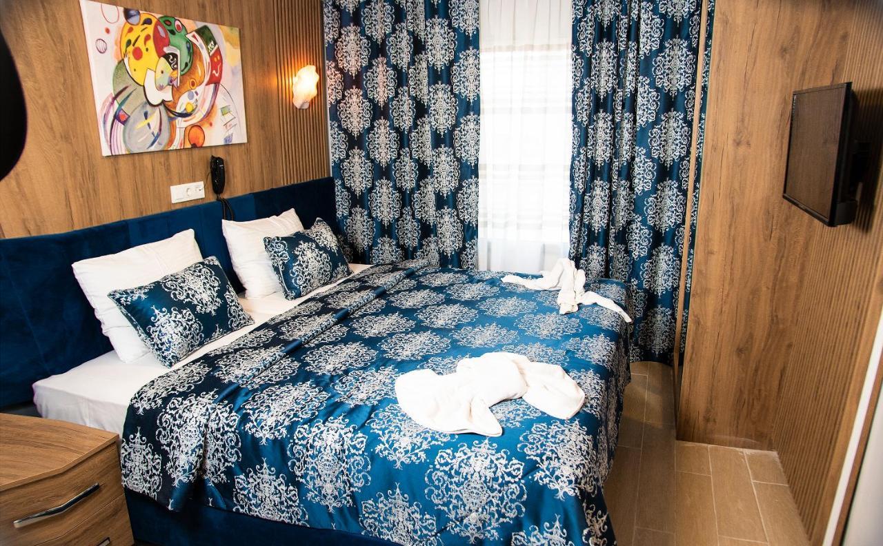 Blue Bay Beach Hotel (Adults Only) ビテツ エクステリア 写真